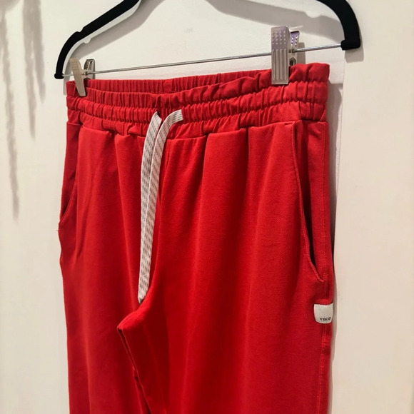Vuori The Rise The Shine Performance Jogger Red Drawstring Front Pockets Small - Picture 3 of 10